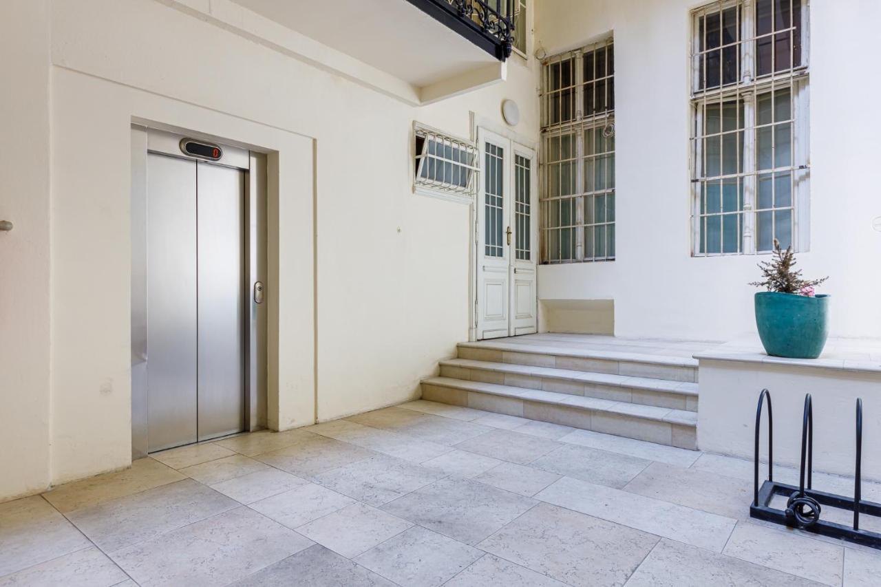 Newly Renovated Apartment In The Old Town Bratislava Ngoại thất bức ảnh